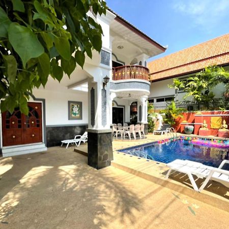 Madee Villa - Pattaya Holiday House Walking Street 6 Bedrooms Exteriör bild