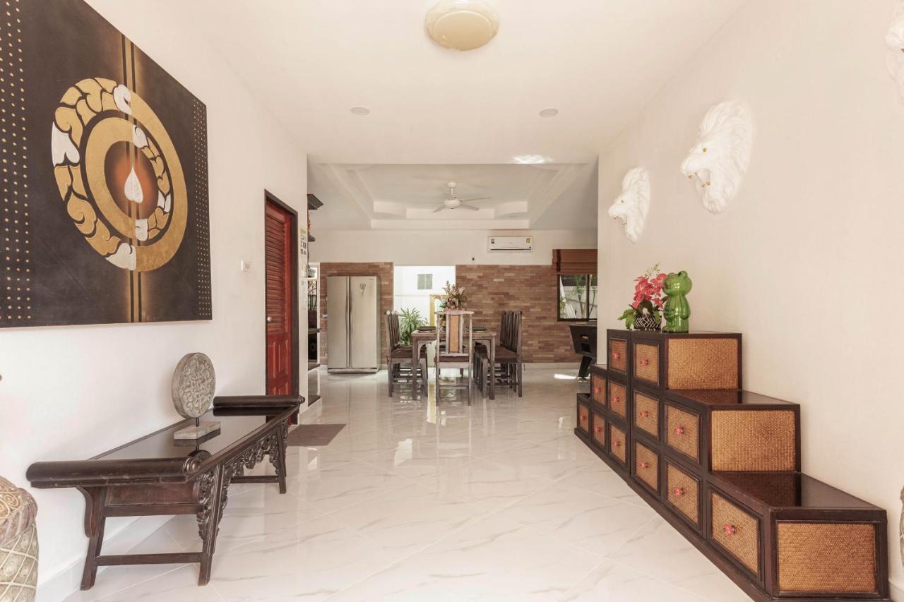 Madee Villa - Pattaya Holiday House Walking Street 6 Bedrooms Exteriör bild