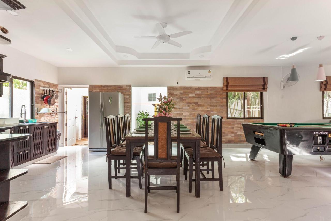 Madee Villa - Pattaya Holiday House Walking Street 6 Bedrooms Exteriör bild