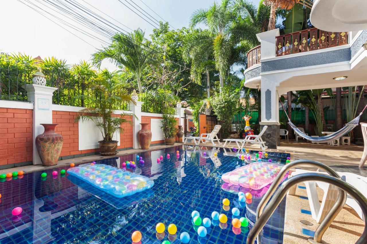 Madee Villa - Pattaya Holiday House Walking Street 6 Bedrooms Exteriör bild