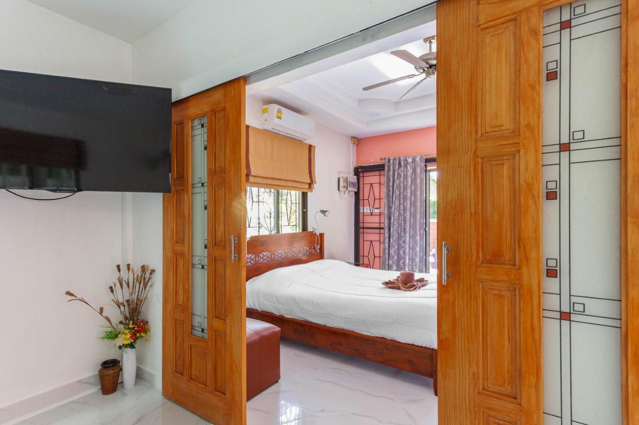 Madee Villa - Pattaya Holiday House Walking Street 6 Bedrooms Exteriör bild