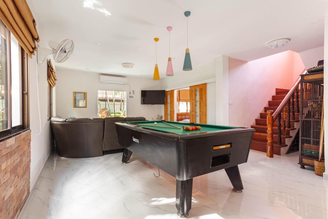 Madee Villa - Pattaya Holiday House Walking Street 6 Bedrooms Exteriör bild