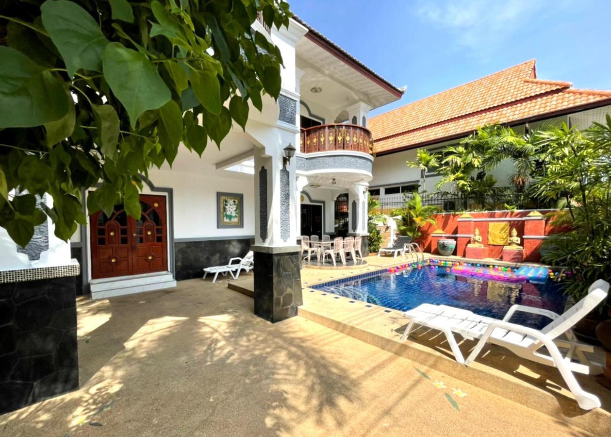 Madee Villa - Pattaya Holiday House Walking Street 6 Bedrooms Exteriör bild