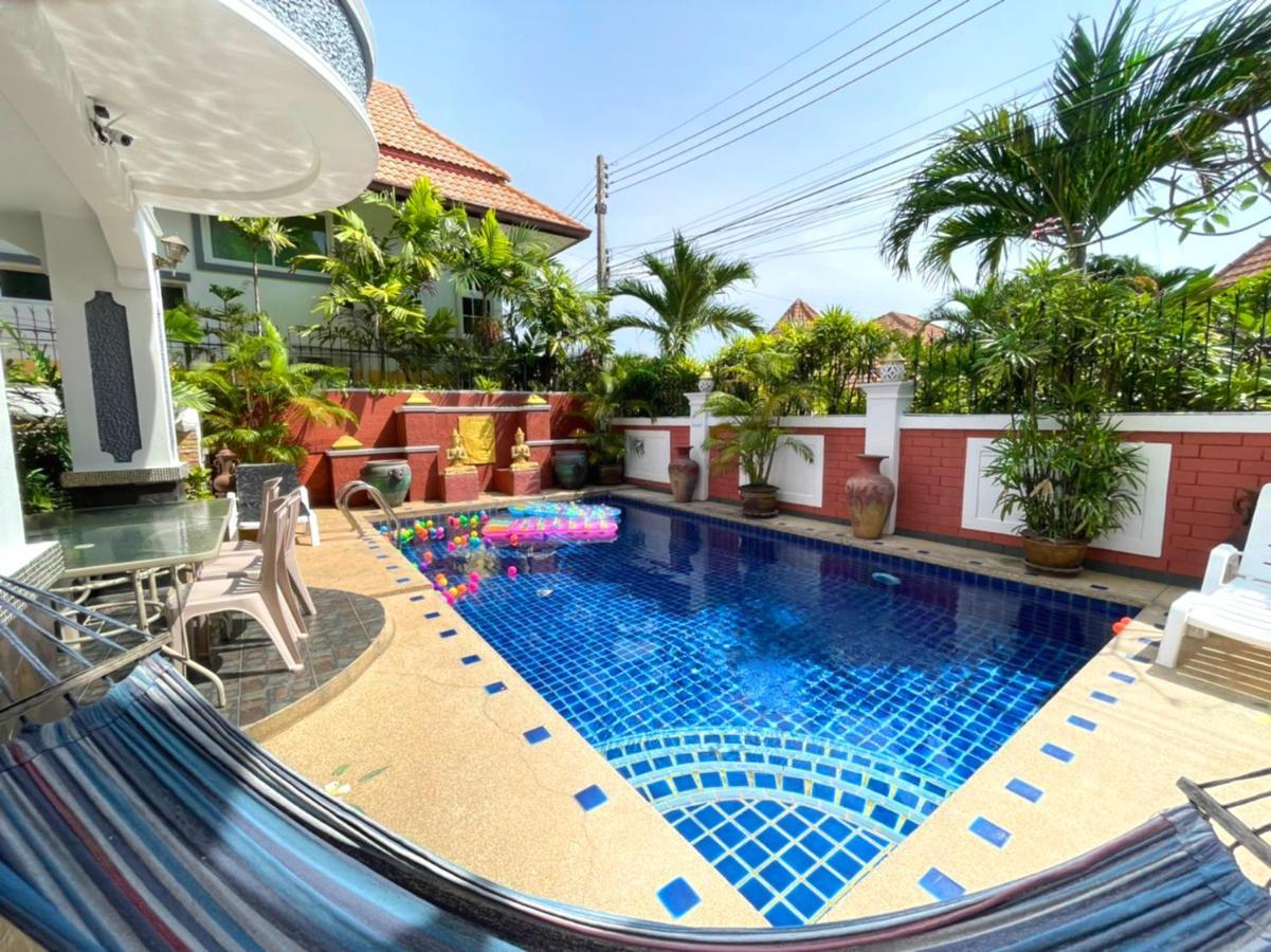 Madee Villa - Pattaya Holiday House Walking Street 6 Bedrooms Exteriör bild